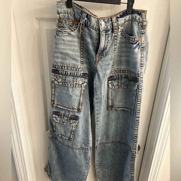 True Religion Baggy Cargo Jean - Picture 8 of 11
